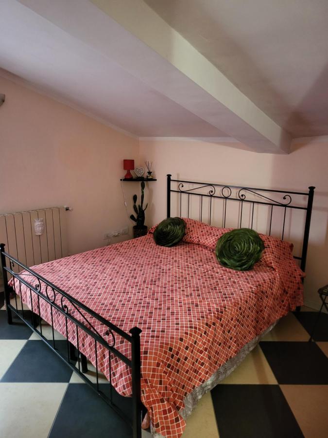 A Casa Di Luca Hotell Mediglia Eksteriør bilde